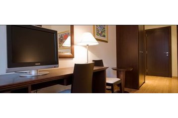 Отель Baška Voda 2